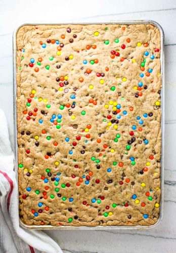 Sheet Pan Chewy Chocolate Chip Cookie Bars